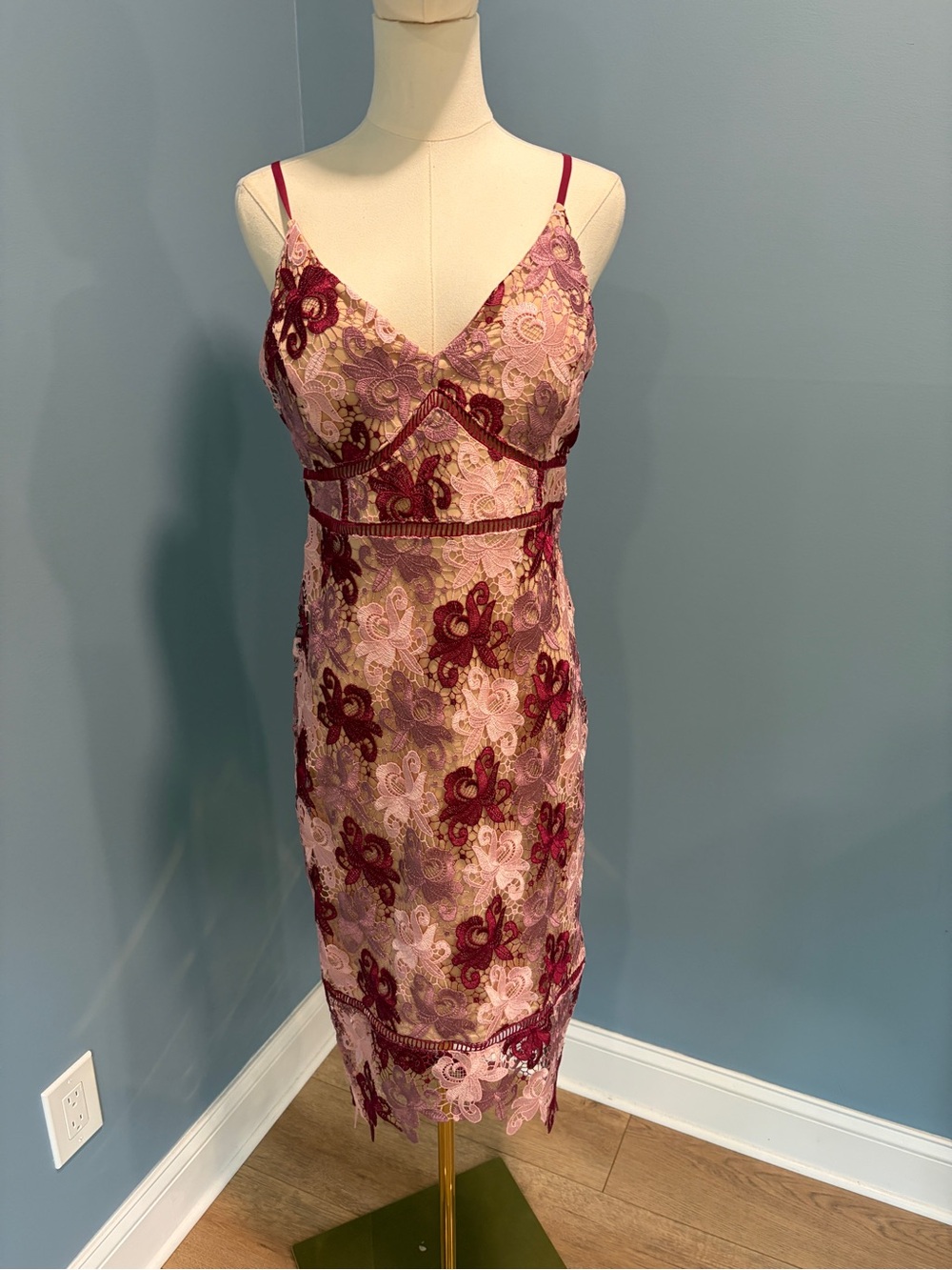 Lulus Floral Lace Midi Dress Pink Burgundy Mauve Cocktail Party Medium - Picture 3 of 10
